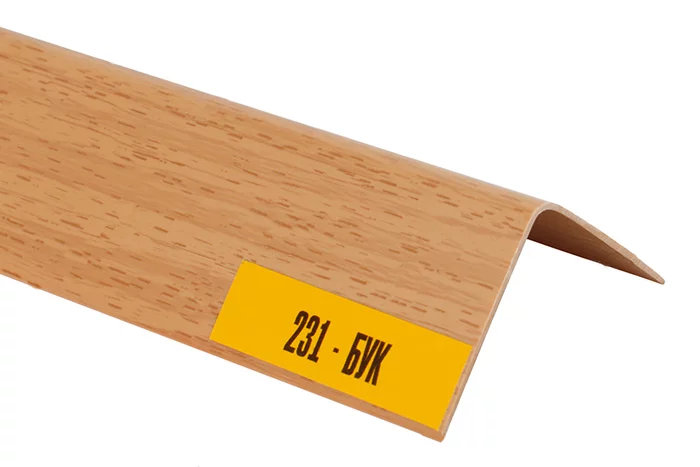 картинка Уголок пластик.40*40 ( 2,7м) бук